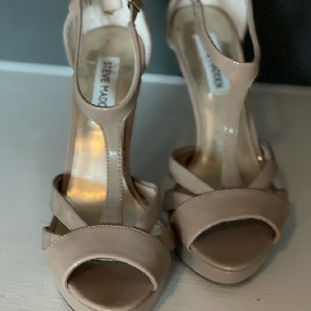 Brand New Steve Madden high heel